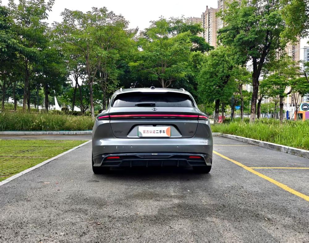 NIO NIO ET5T