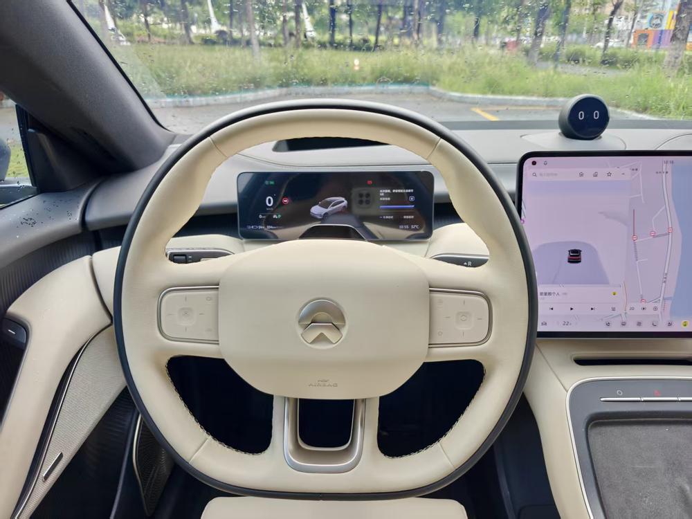 NIO NIO ET5T