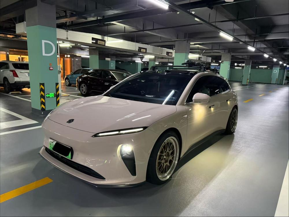 NIO NIO ET5T