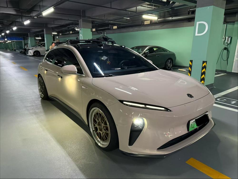 NIO NIO ET5T