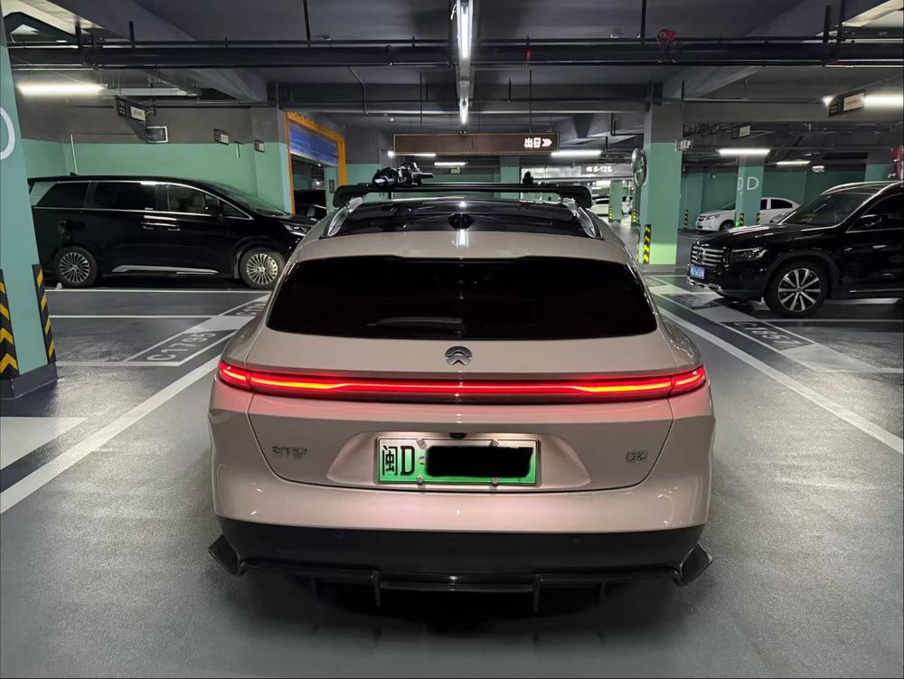 NIO NIO ET5T