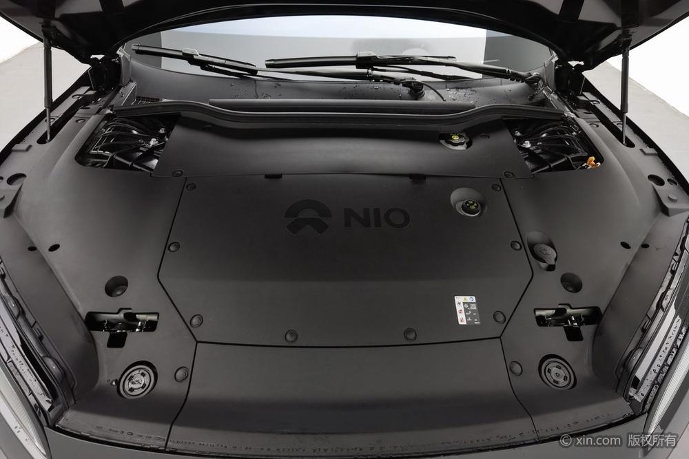 NIO NIO ET5T