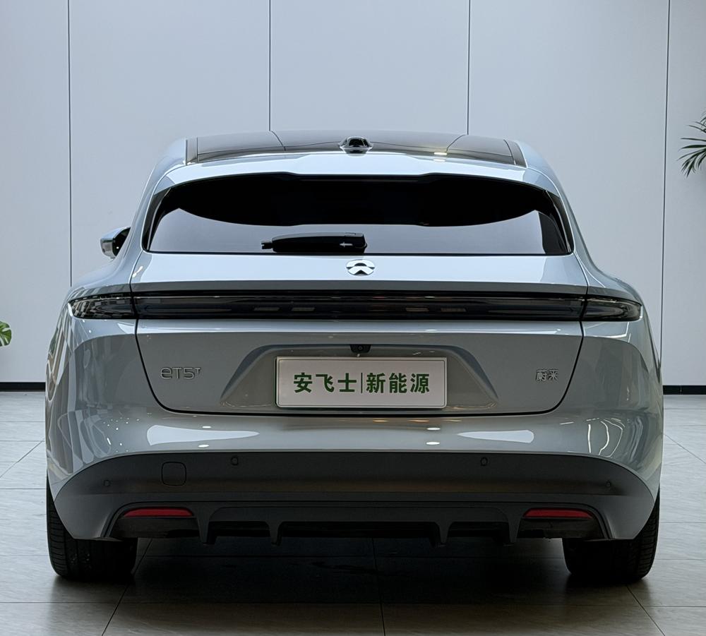 NIO NIO ET5T
