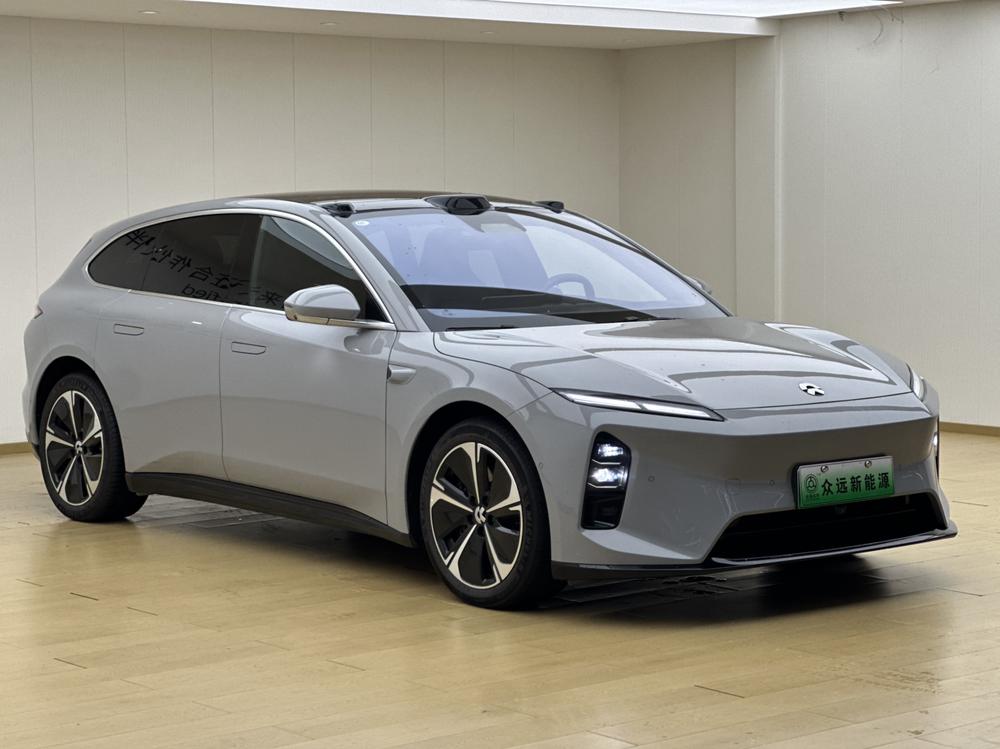 NIO NIO ET5T
