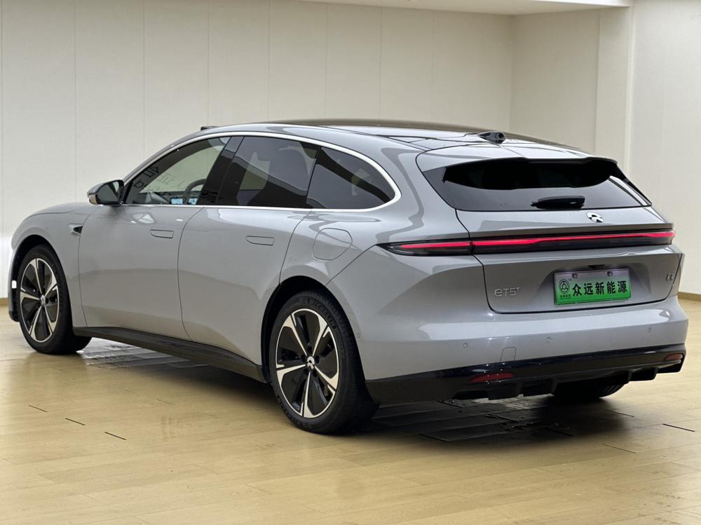 NIO NIO ET5T