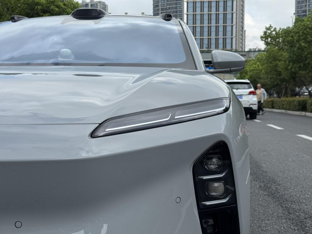 NIO NIO ET5T
