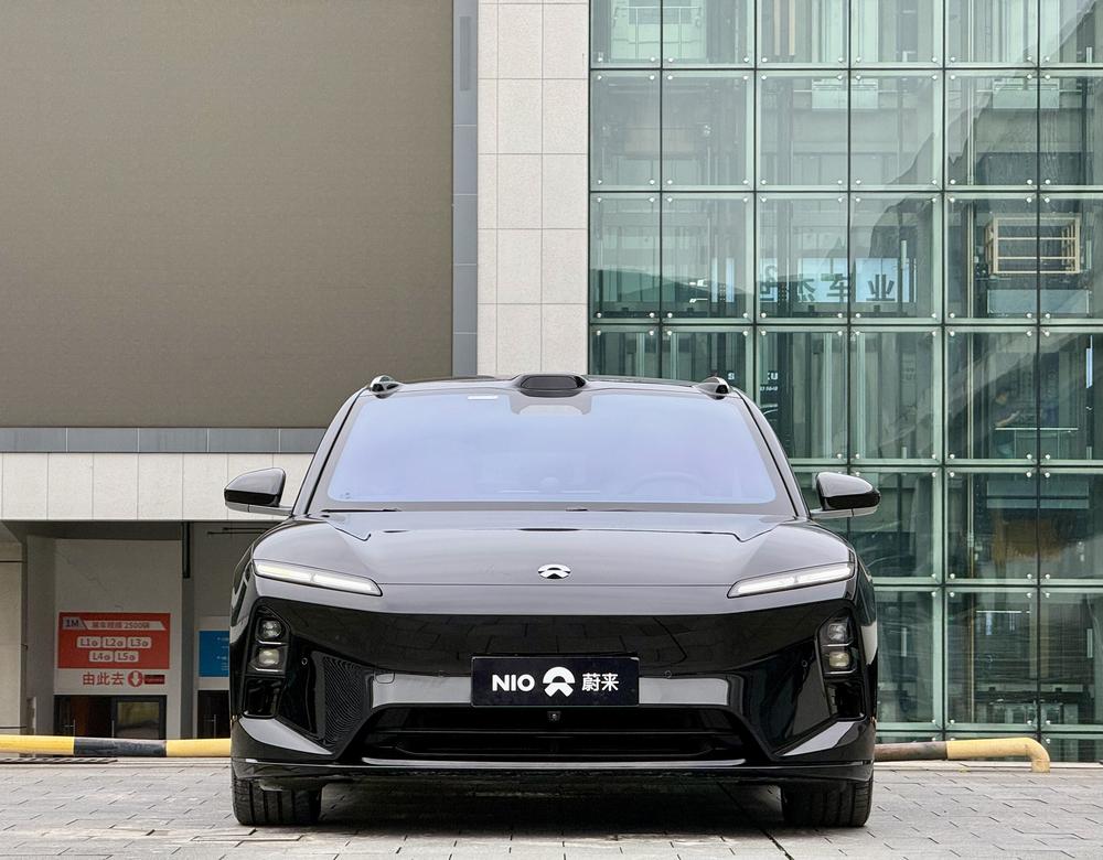 NIO NIO ET5T