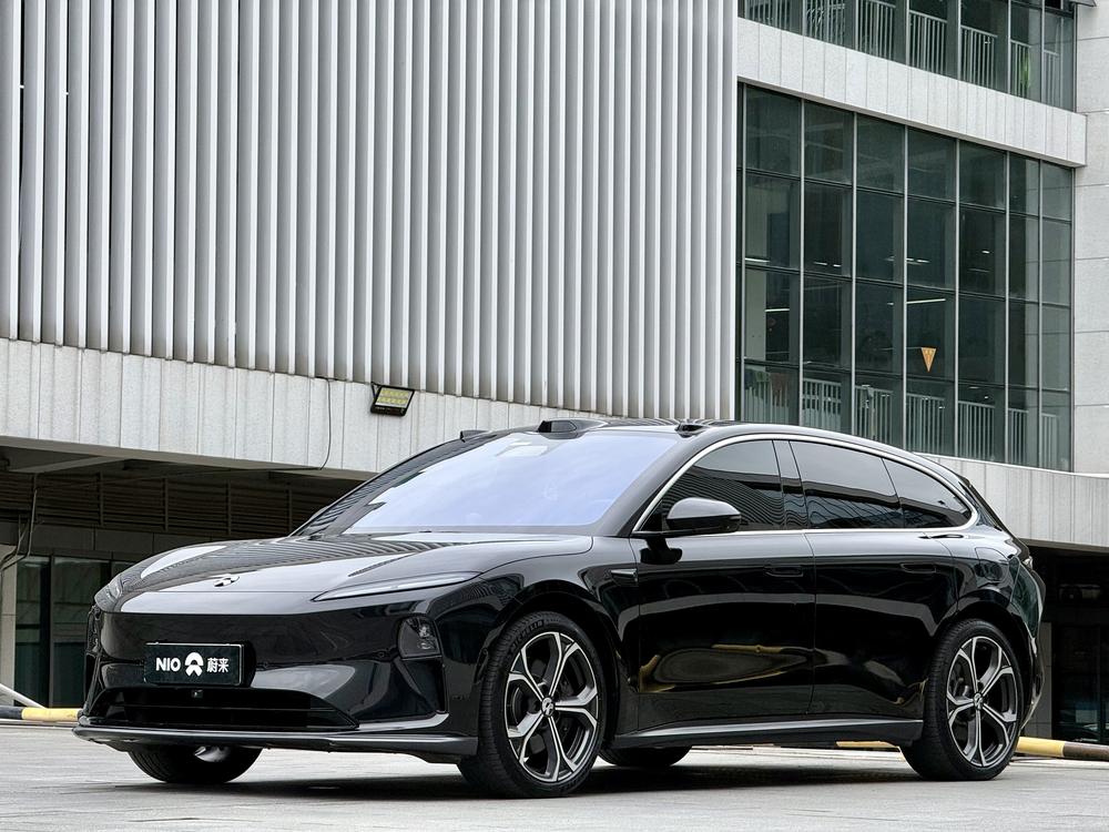 NIO NIO ET5T