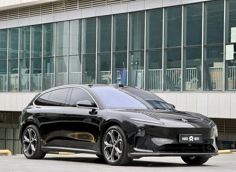 NIO NIO ET5T