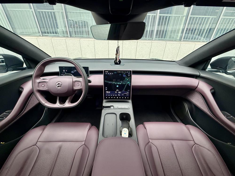 NIO NIO ET5T