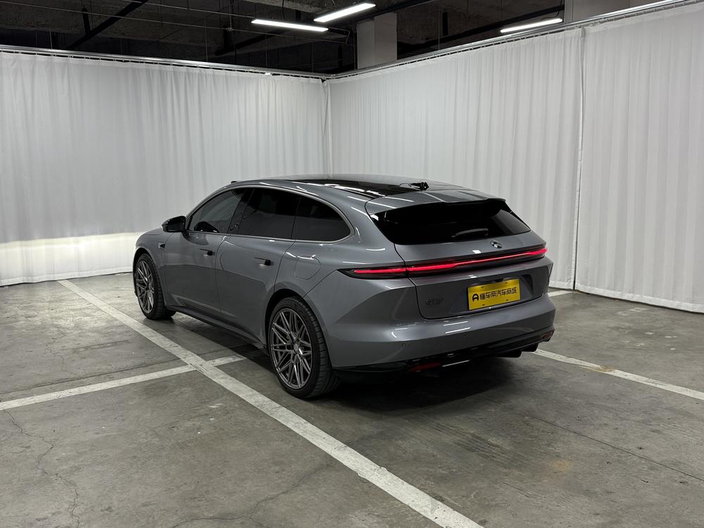 NIO NIO ET5T