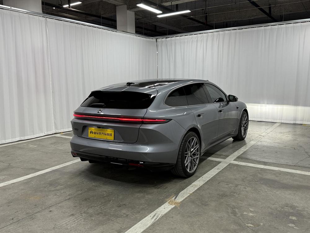 NIO NIO ET5T