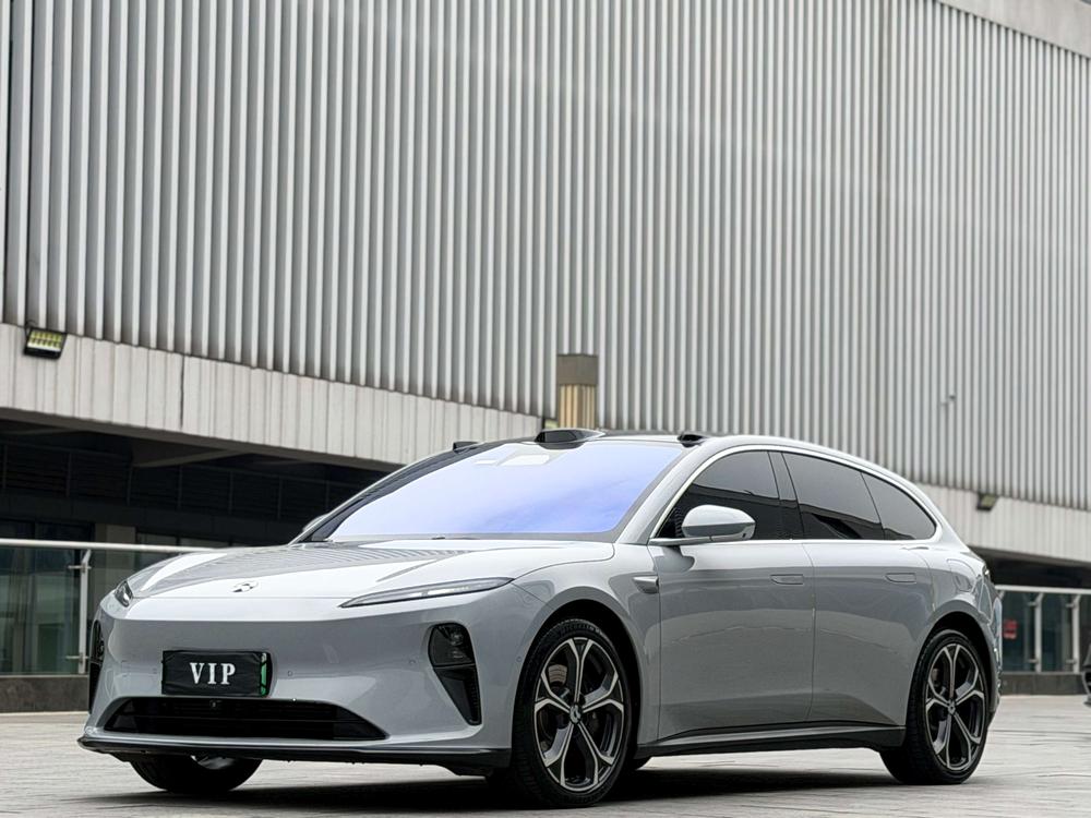 NIO NIO ET5T