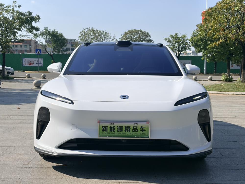 NIO NIO ET5T