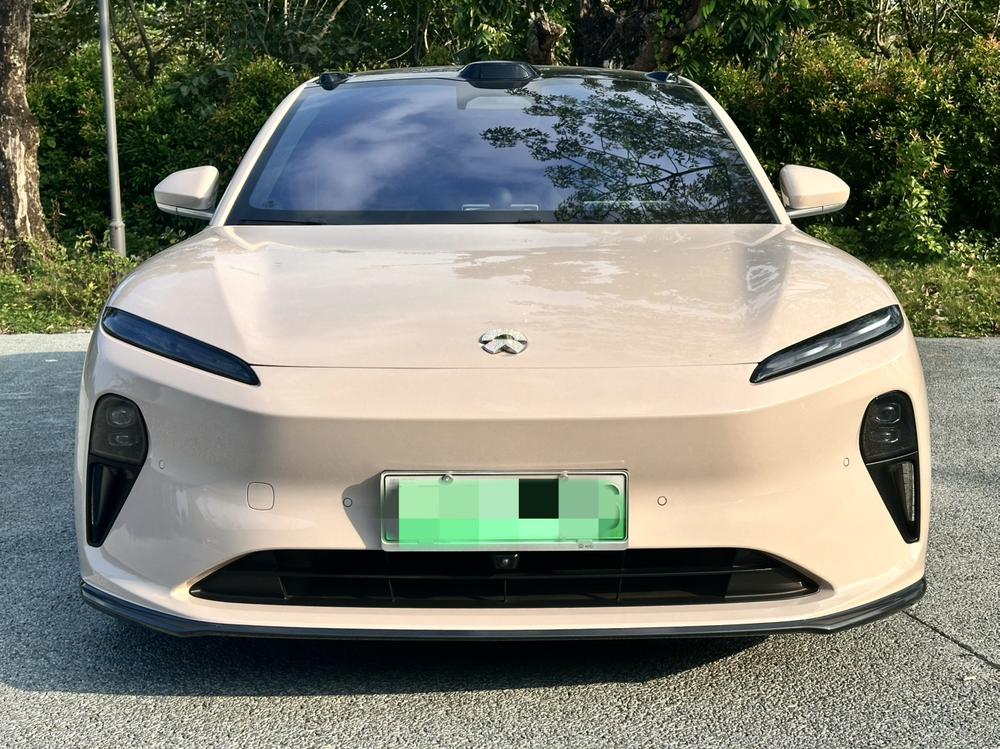 NIO NIO ET5T