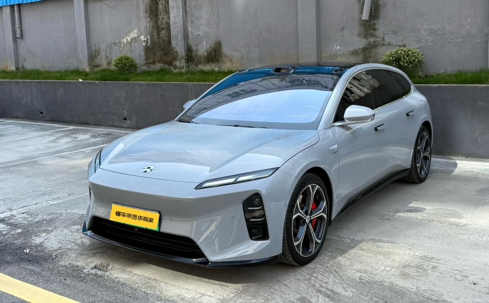 NIO NIO ET5T
