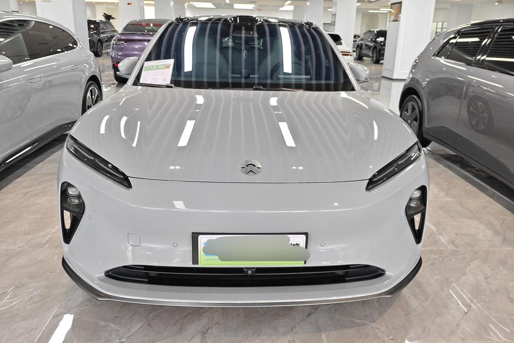 NIO NIO ET5T