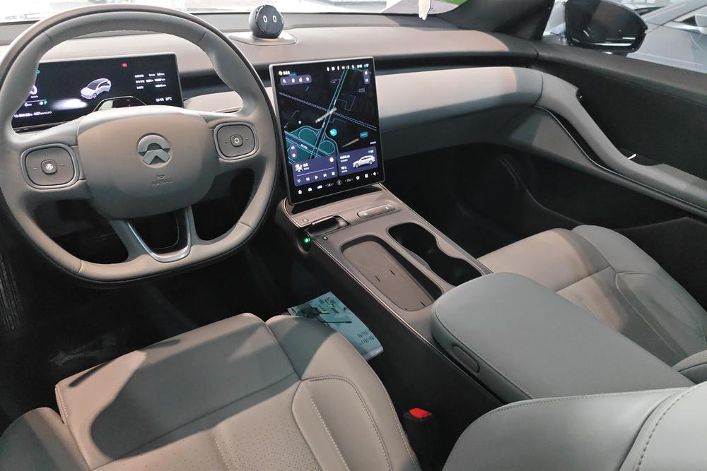 NIO NIO ET5T