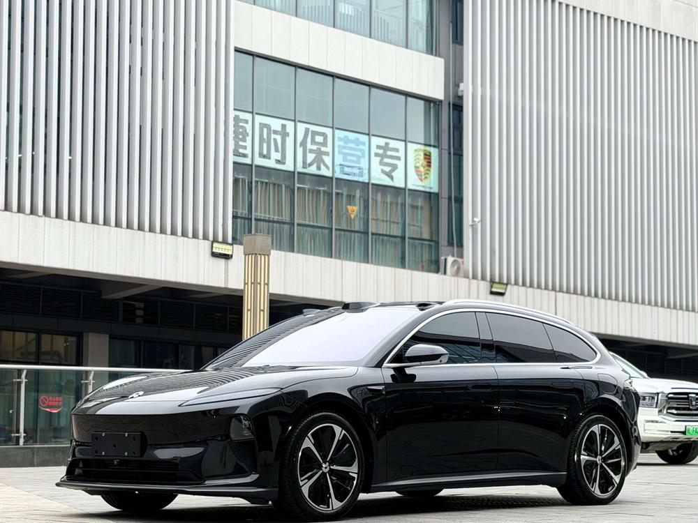 NIO NIO ET5T