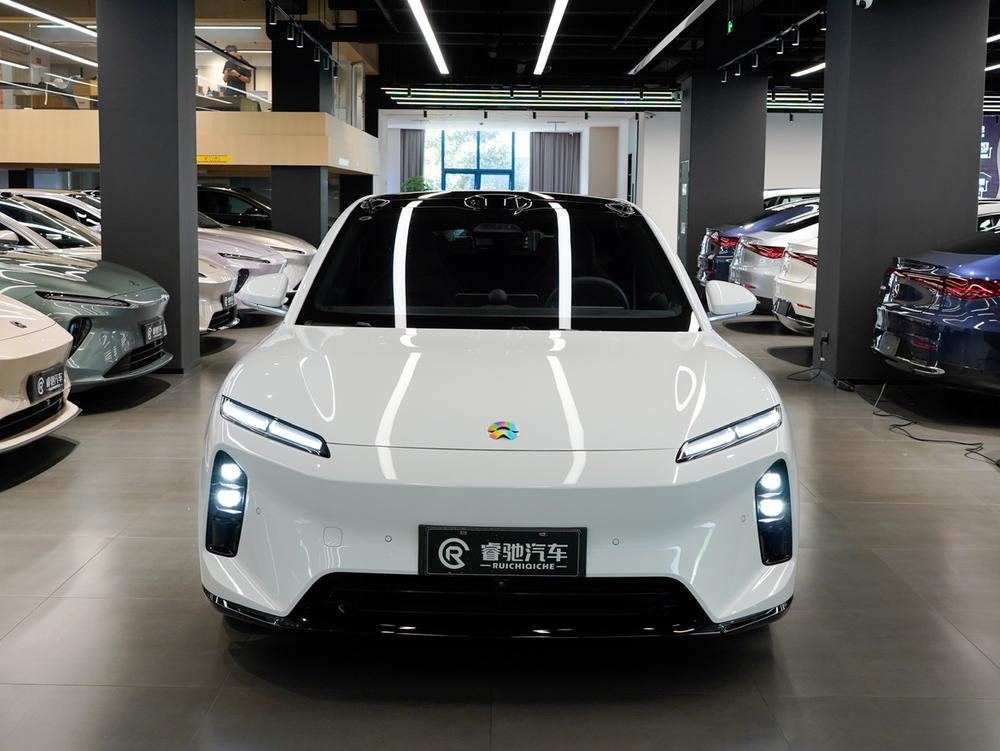 NIO NIO ET5T
