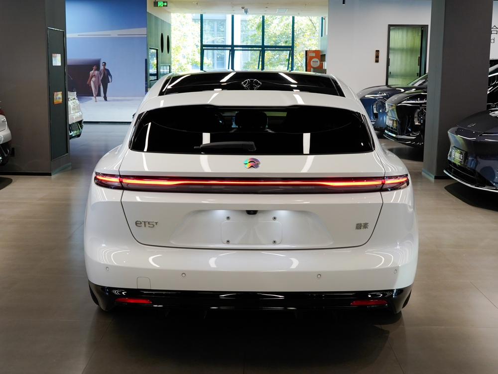 NIO NIO ET5T