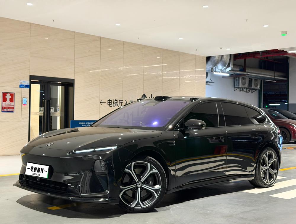 NIO NIO ET5T