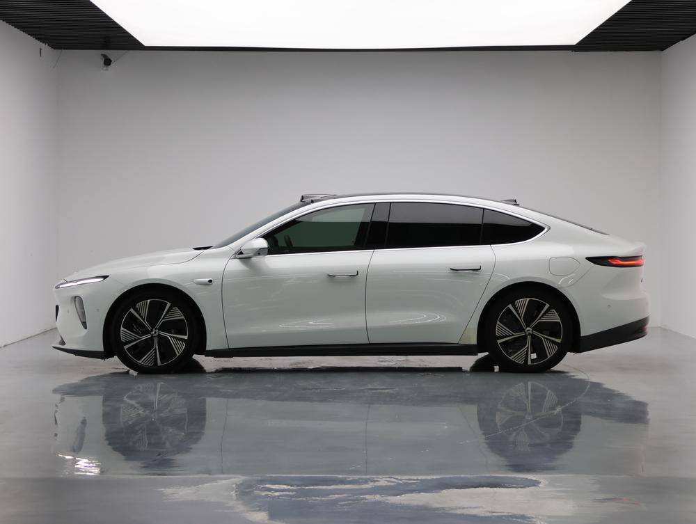 NIO NIO ET7