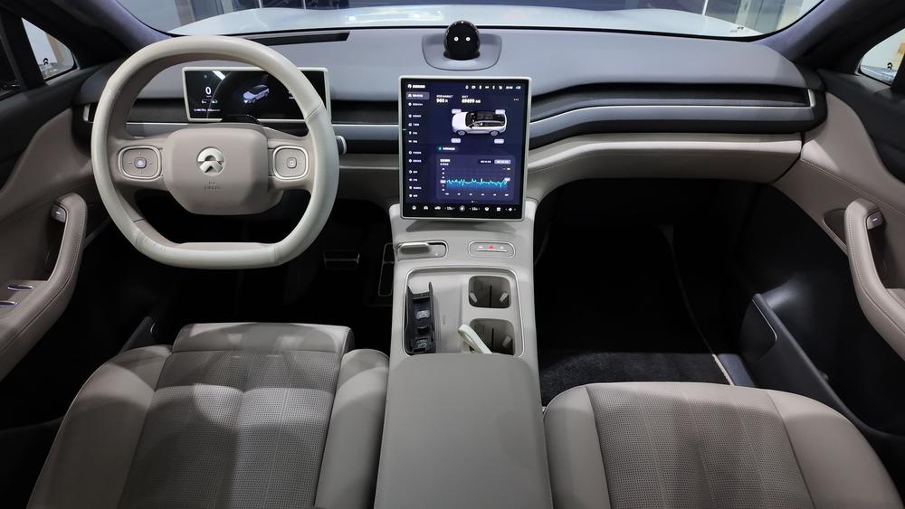 NIO NIO ET7