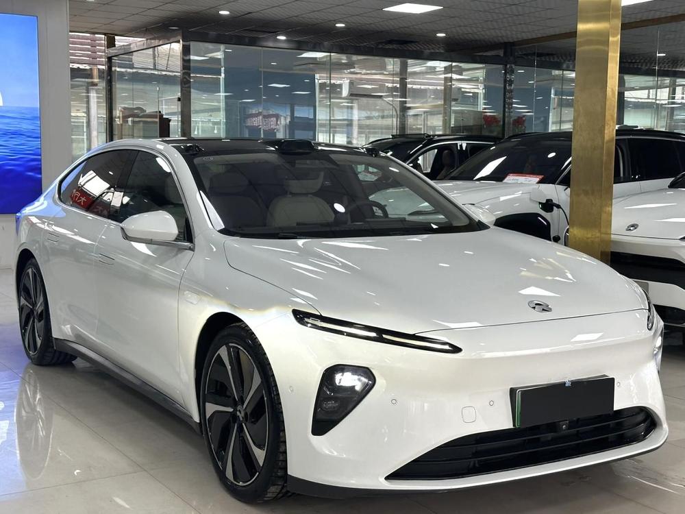 NIO NIO ET7