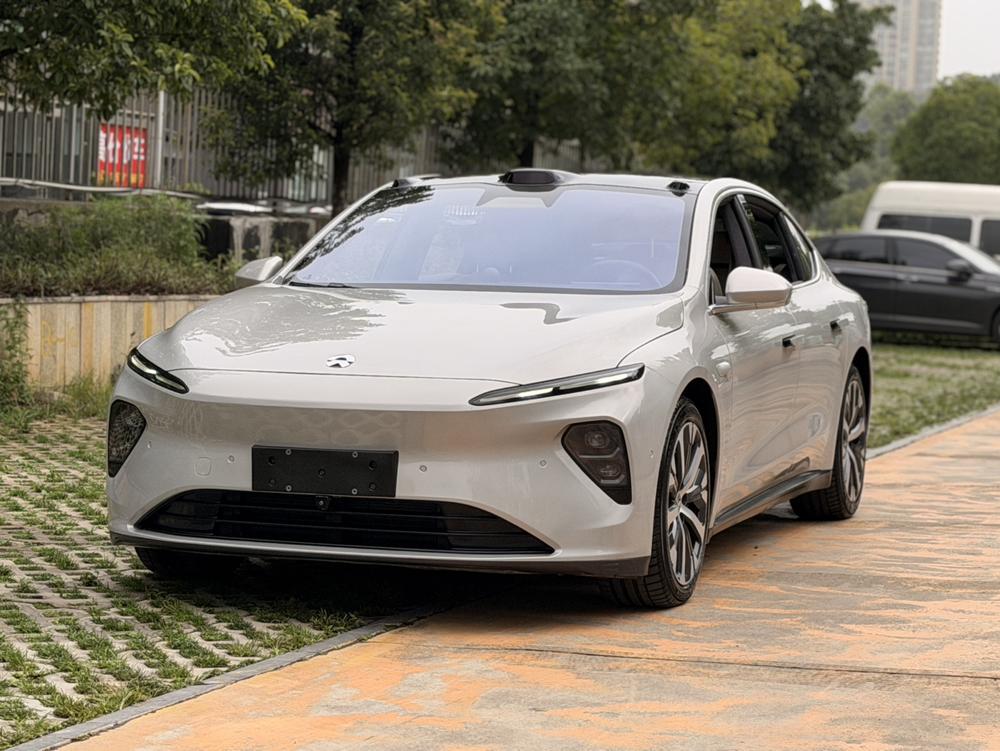 NIO NIO ET7