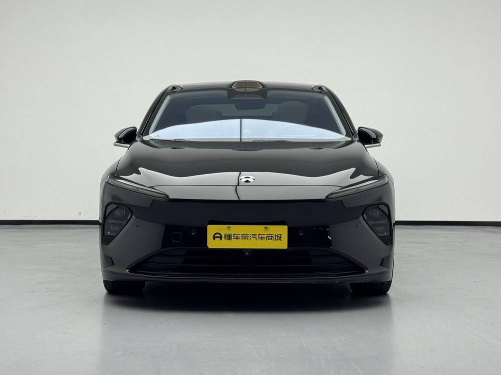 NIO NIO ET7