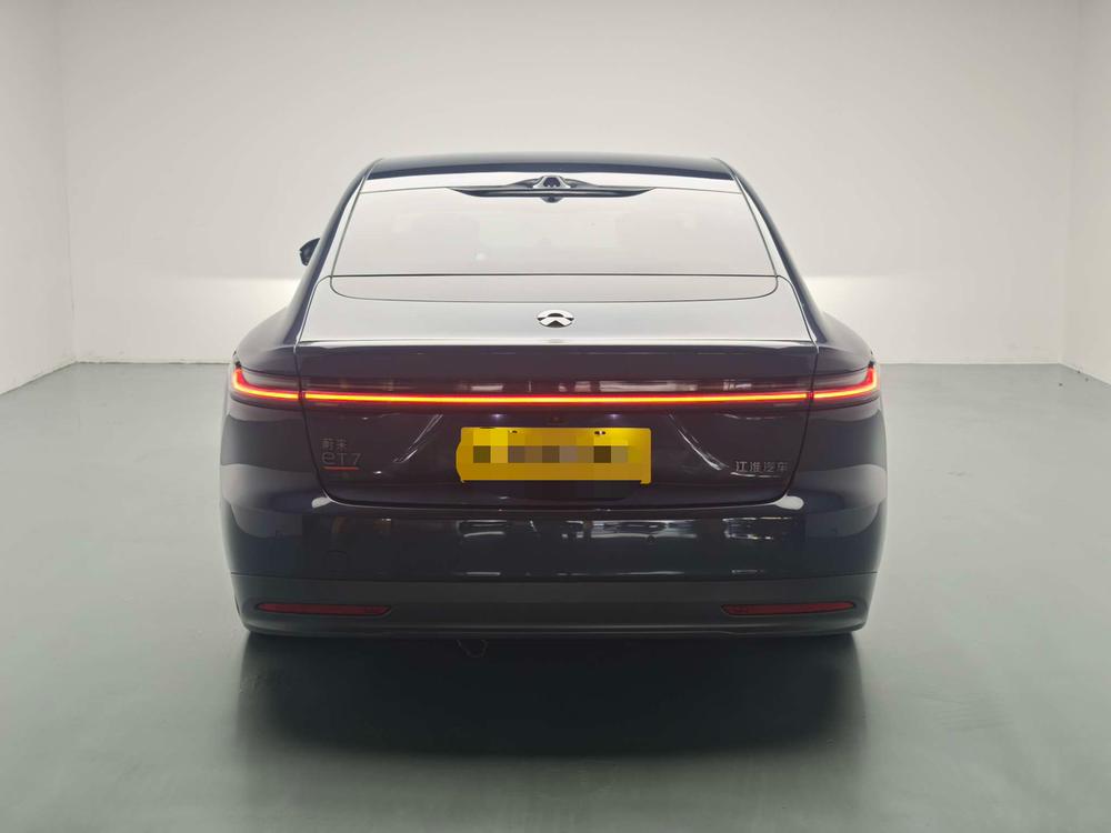 NIO NIO ET7