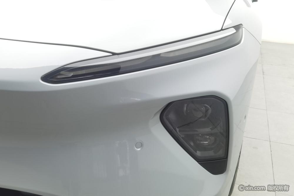 NIO NIO ET7