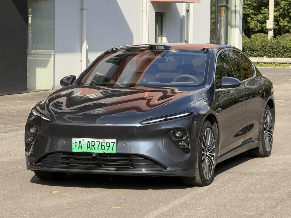 NIO NIO ET7