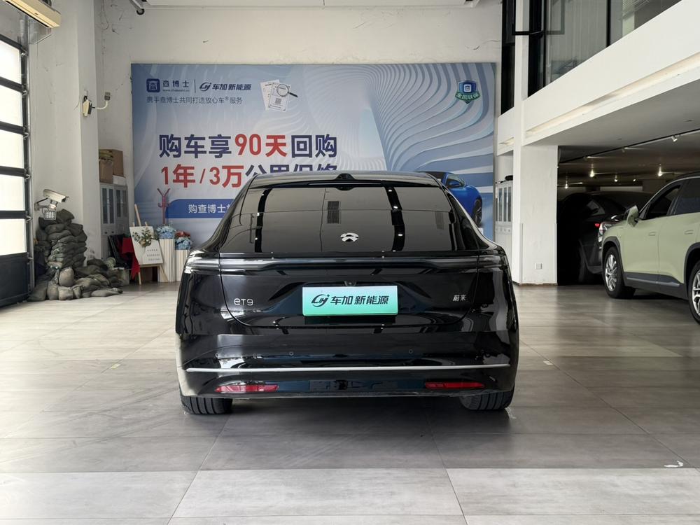NIO NIO ET9