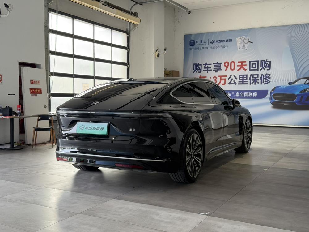 NIO NIO ET9