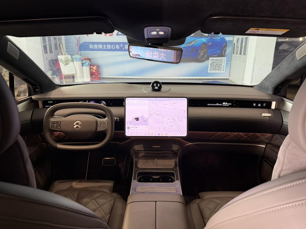 NIO NIO ET9