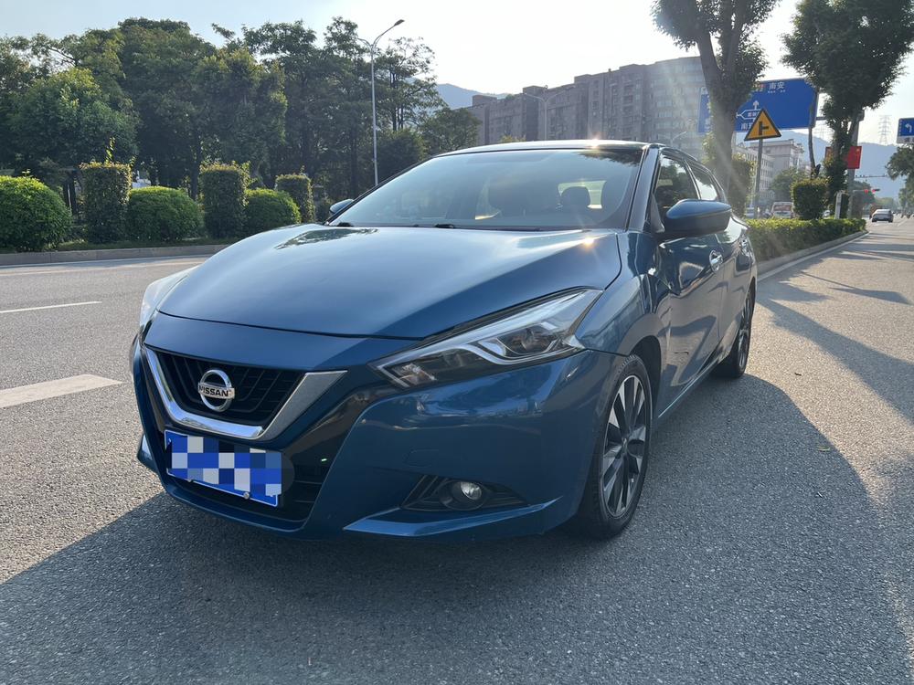 Nissan Bluebird