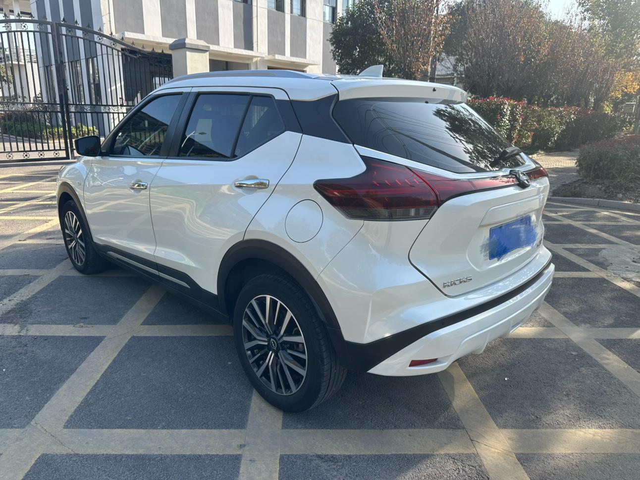 Nissan Kicks