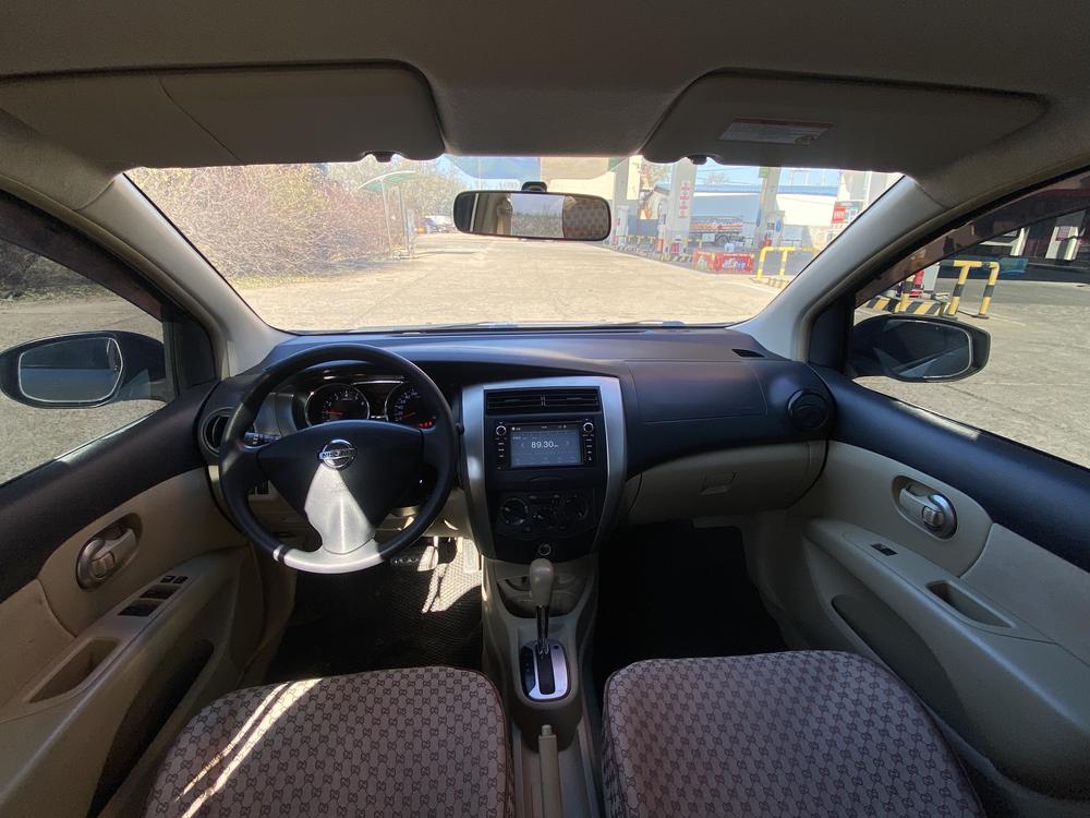 Nissan Livina