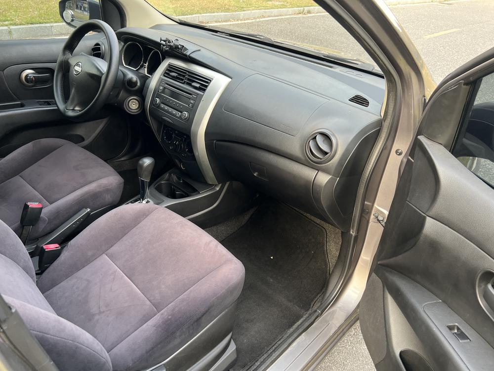 Nissan Livina
