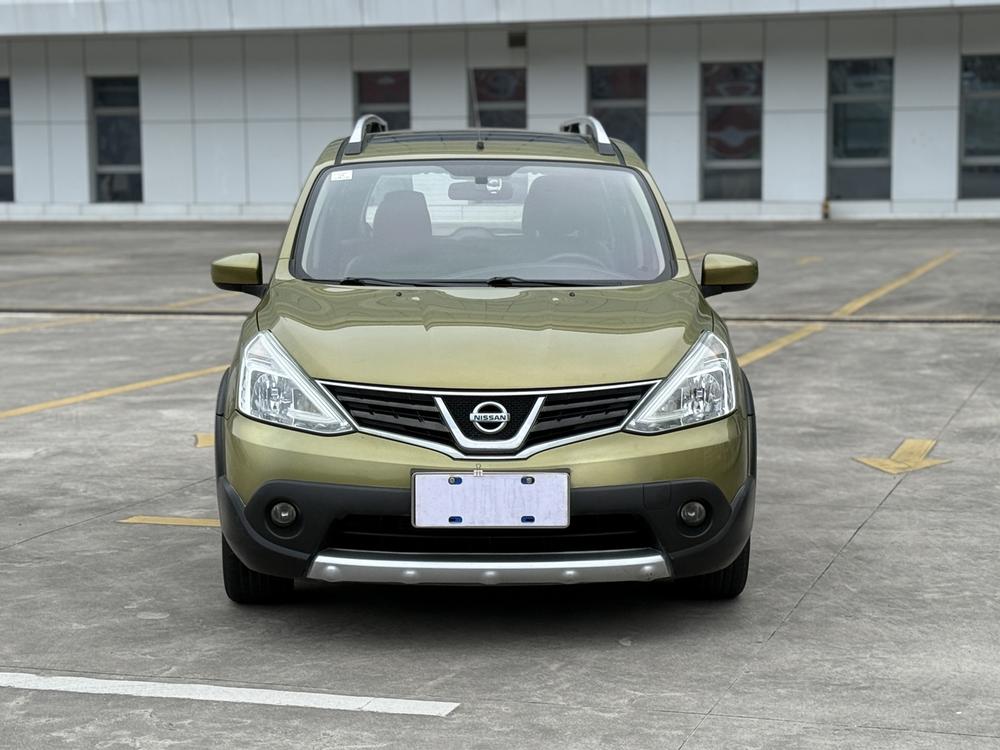 Nissan Livina