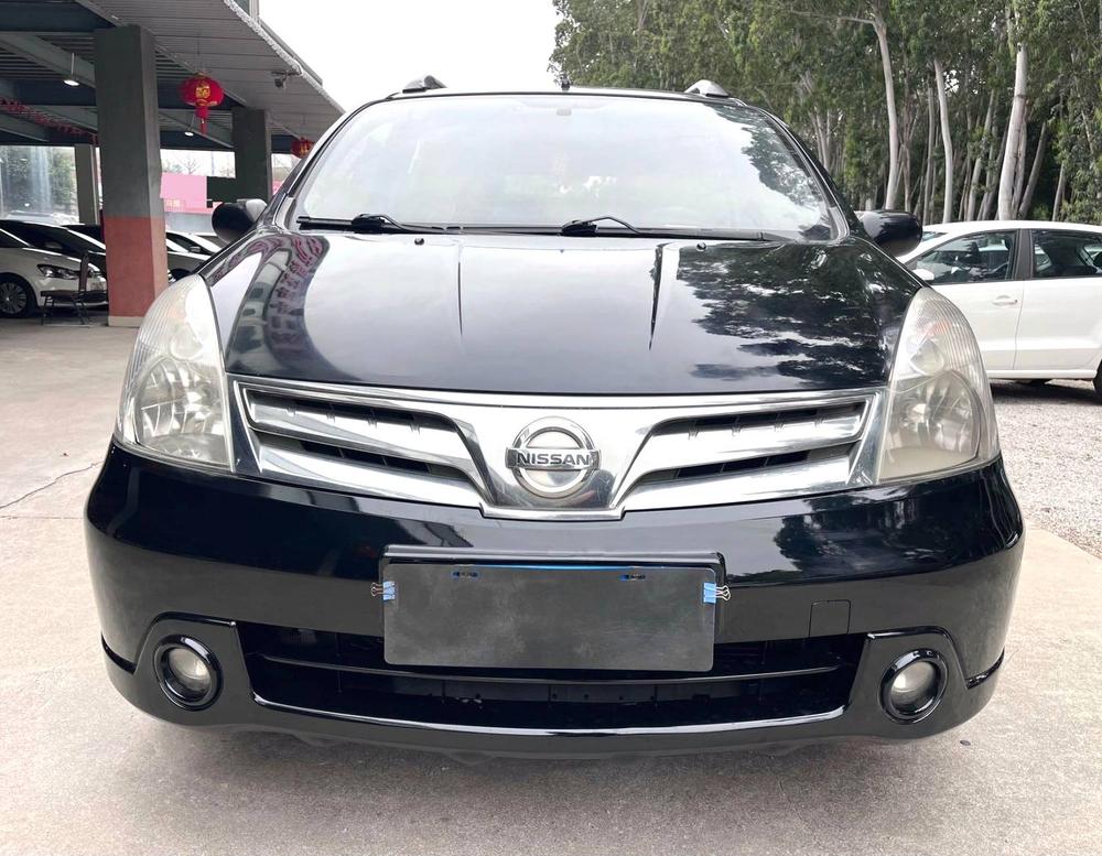 Nissan Livina