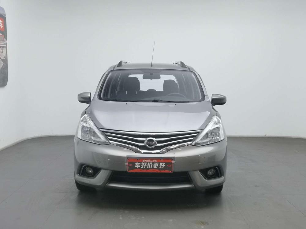 Nissan Livina
