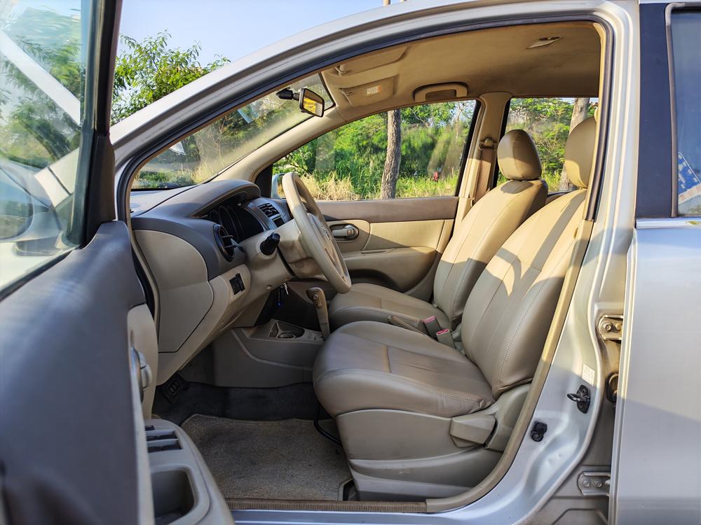 Nissan Livina