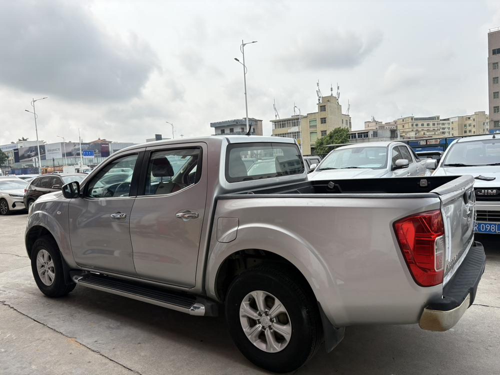 Nissan Navara