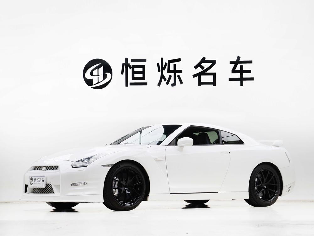 Nissan Nissan GT-R