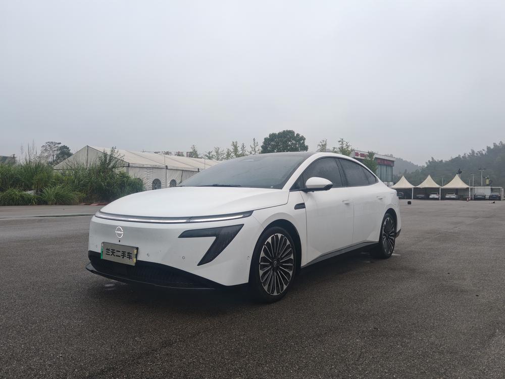 Nissan Nissan N7