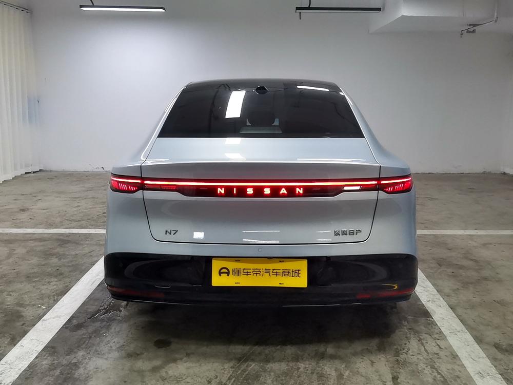 Nissan Nissan N7