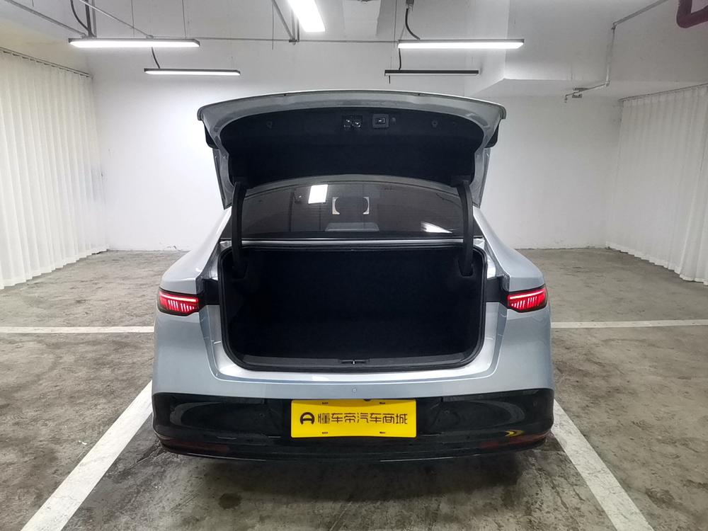 Nissan Nissan N7